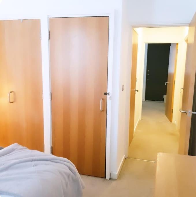 Apartment 2 Bed Flat In Leeds Centre
